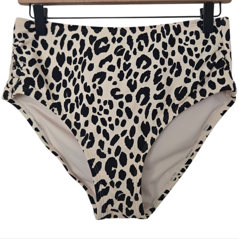 Kona Sol Leopard Print Bikin Size Medium - Picture 5 of 7